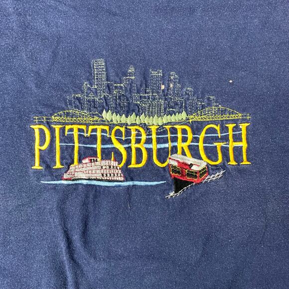 Vintage XL Pittsburgh Skyline Embroidered Tee Fruit of the Loom Heavy Cotton - Picture 5 of 12